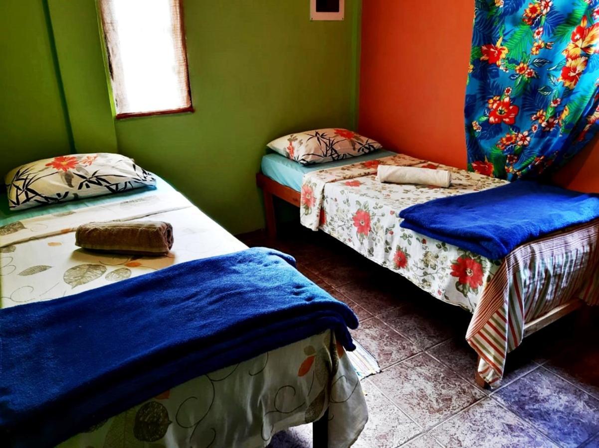 O Brejo Encantado Hospedagem E Hostel Embu Eksteriør billede