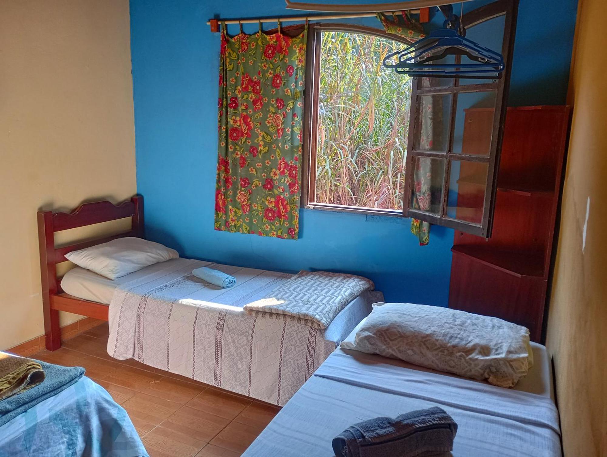 O Brejo Encantado Hospedagem E Hostel Embu Eksteriør billede