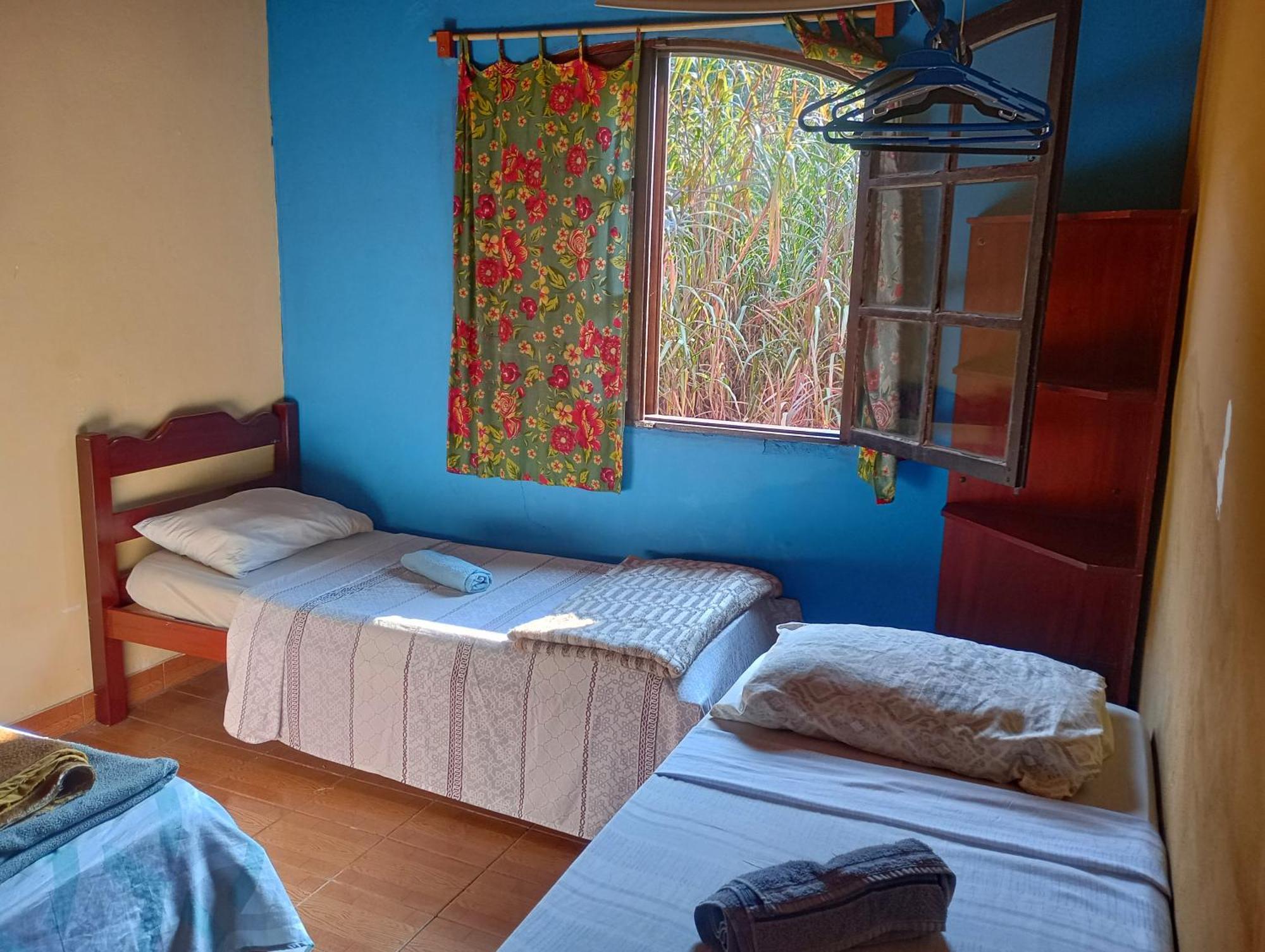 O Brejo Encantado Hospedagem E Hostel Embu Eksteriør billede