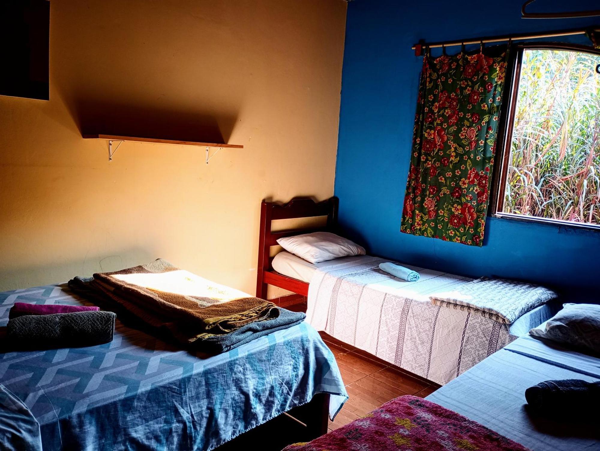 O Brejo Encantado Hospedagem E Hostel Embu Eksteriør billede