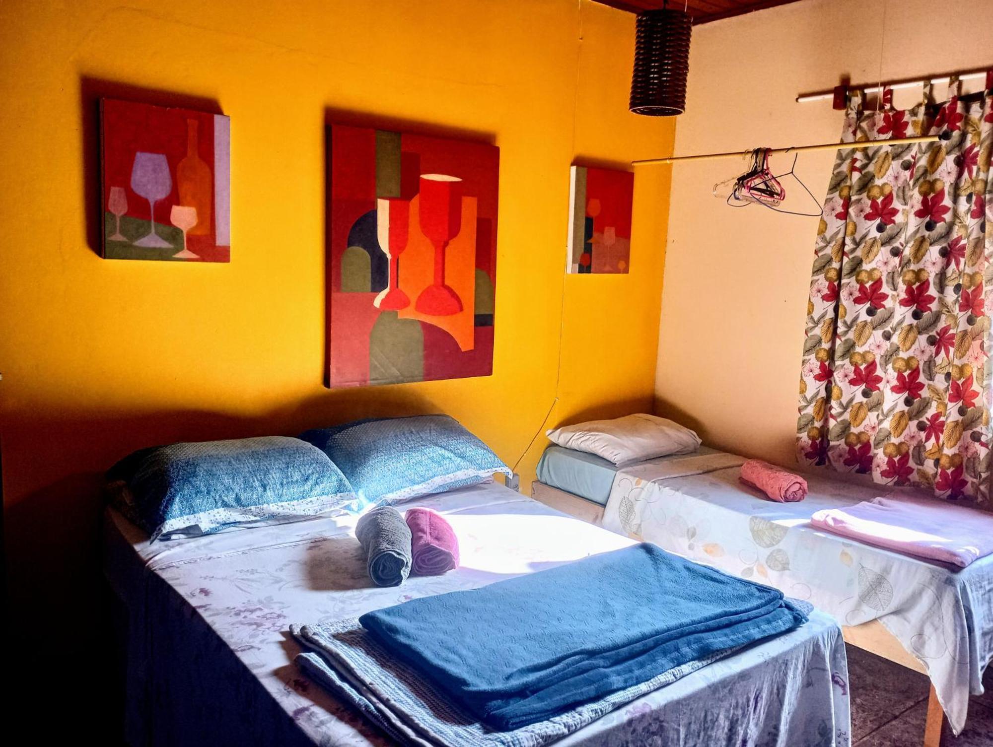 O Brejo Encantado Hospedagem E Hostel Embu Eksteriør billede