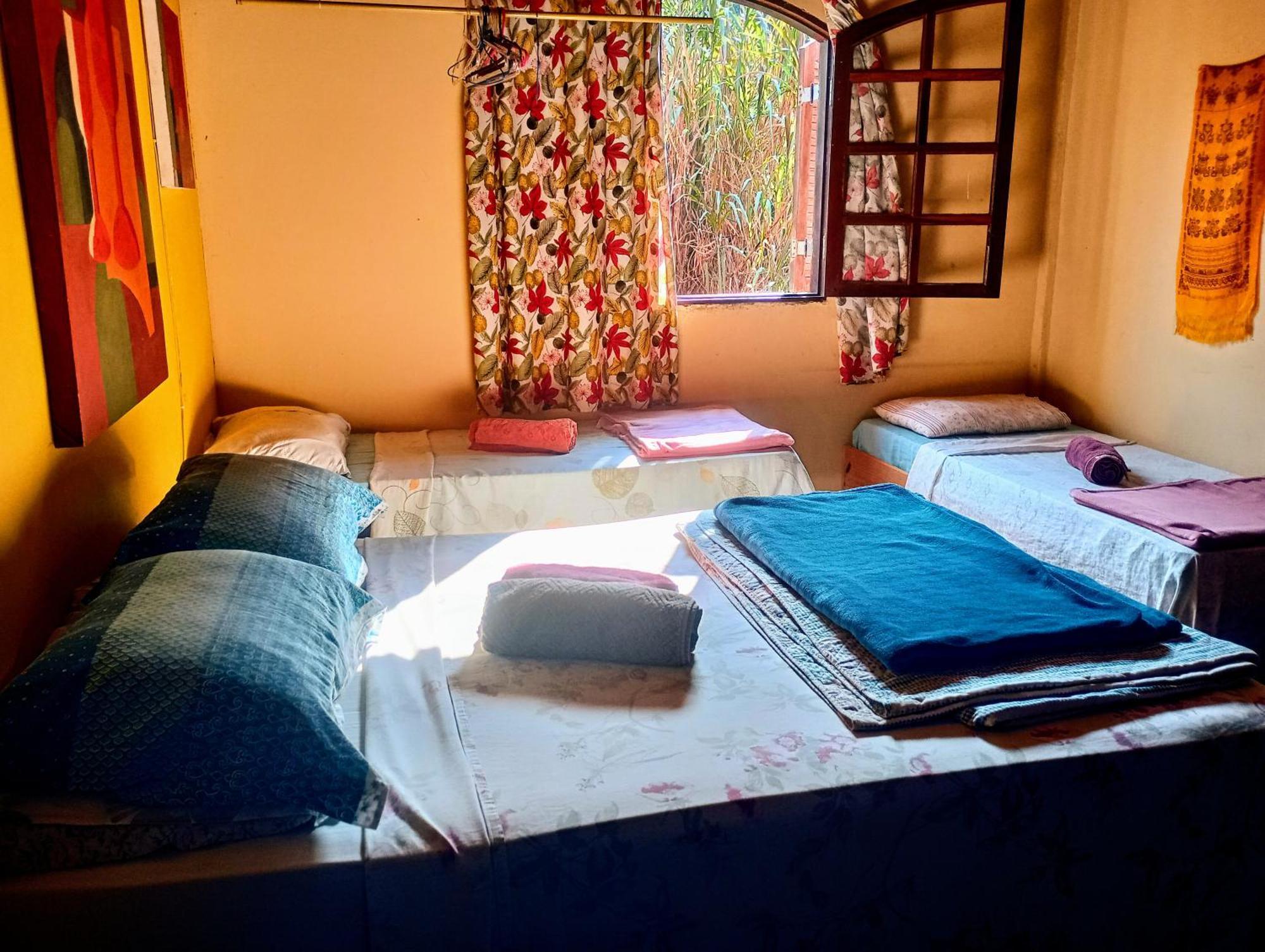 O Brejo Encantado Hospedagem E Hostel Embu Eksteriør billede