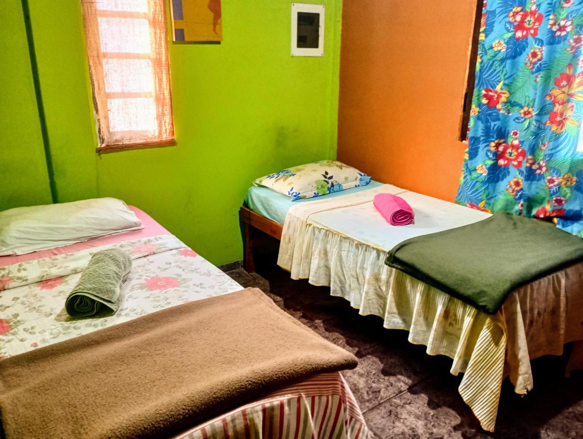 O Brejo Encantado Hospedagem E Hostel Embu Eksteriør billede